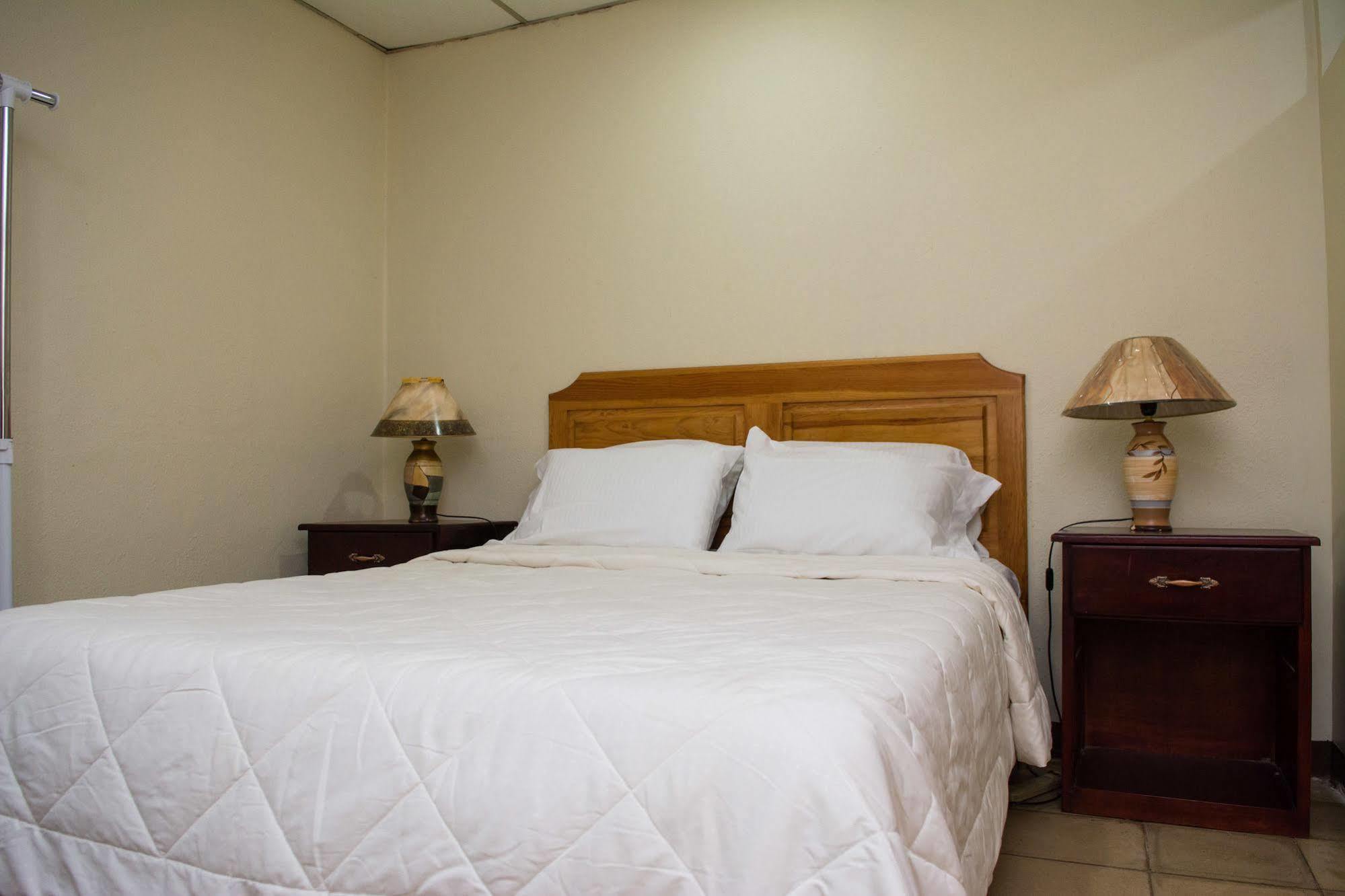 Hostal Casa Los Espinoza Managua Buitenkant foto