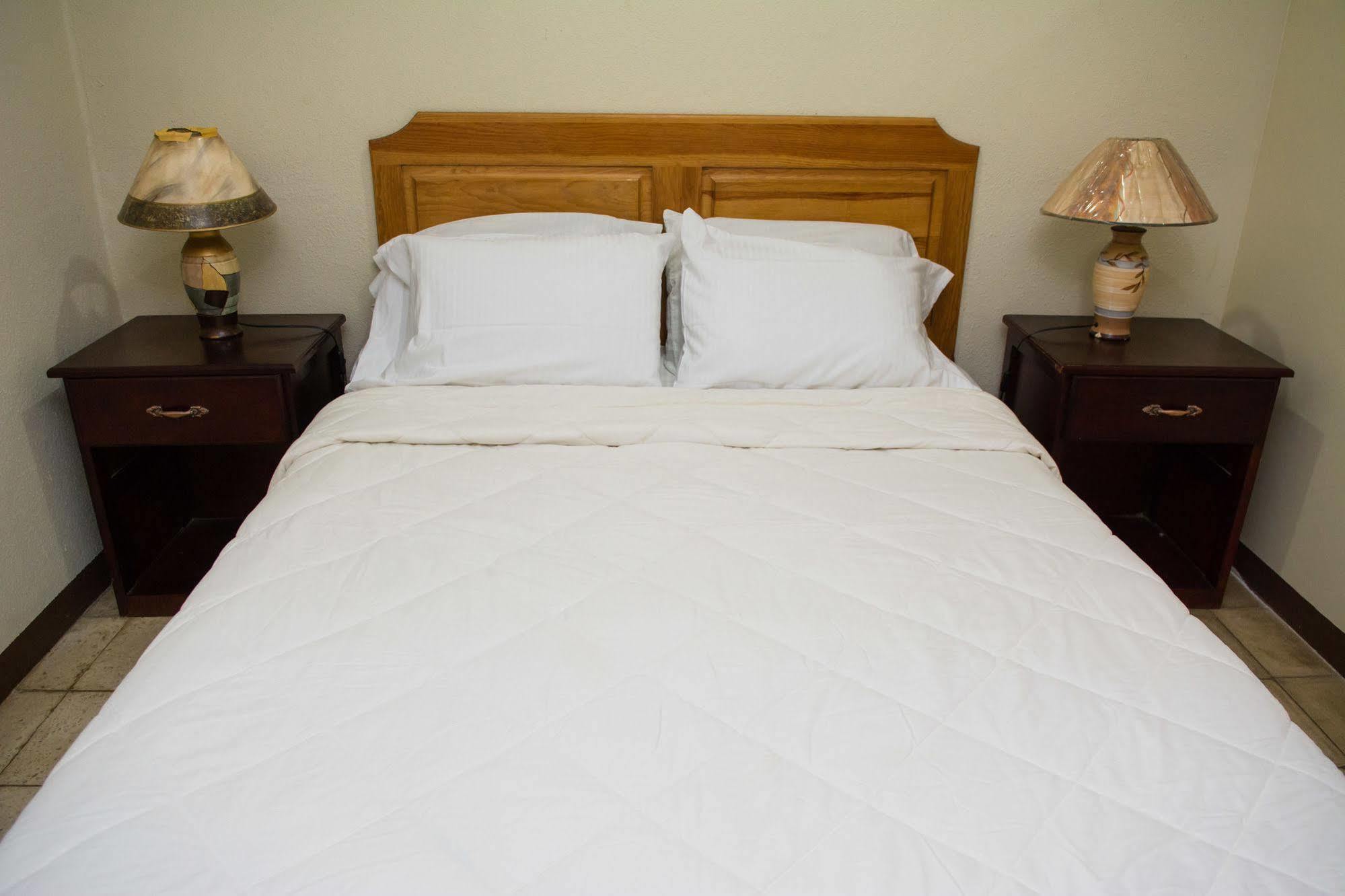 Hostal Casa Los Espinoza Managua Buitenkant foto