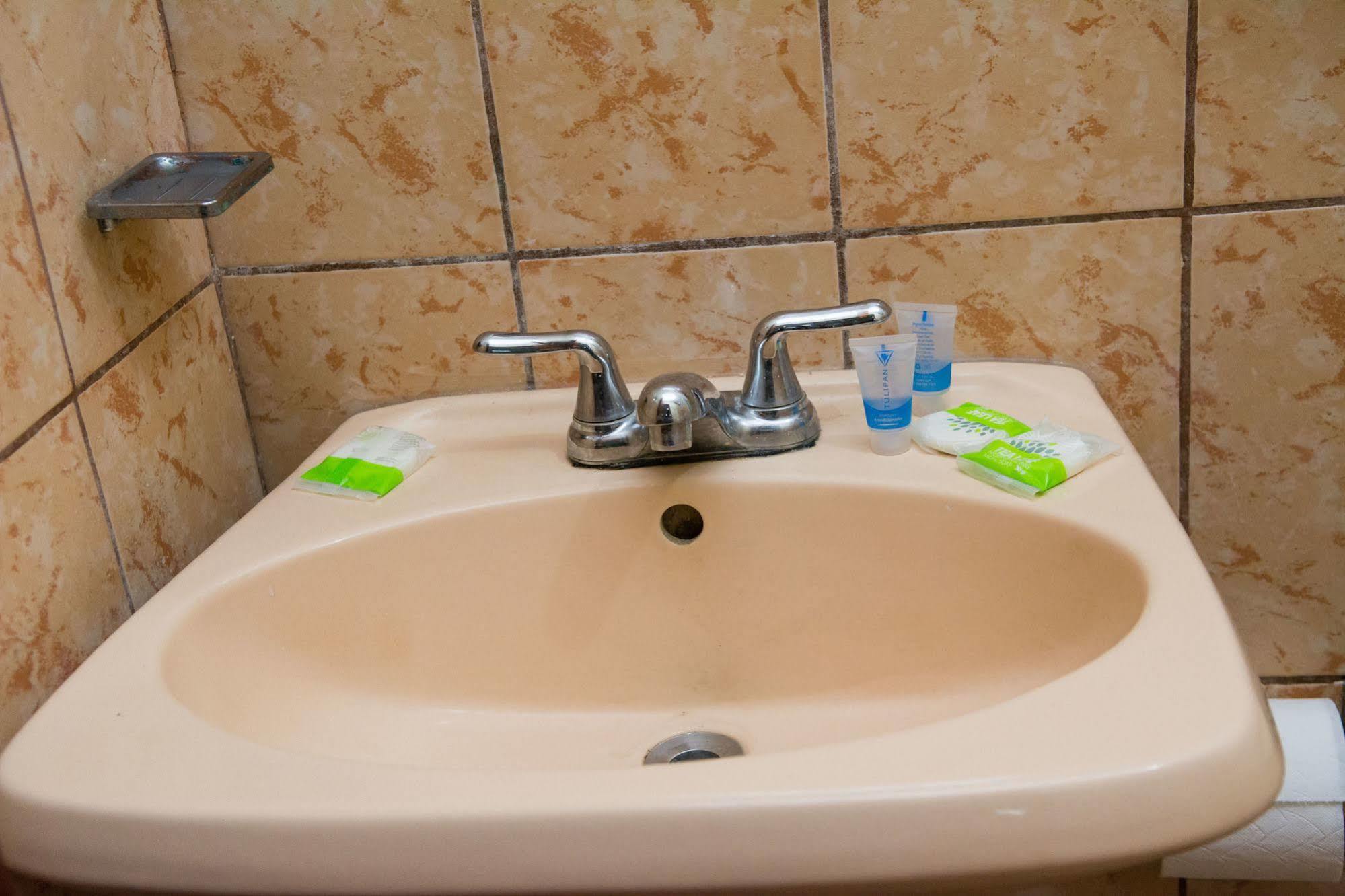 Hostal Casa Los Espinoza Managua Buitenkant foto